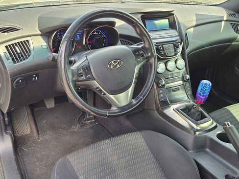 Used 2013 Hyundai Genesis 2.0T RWD image 15