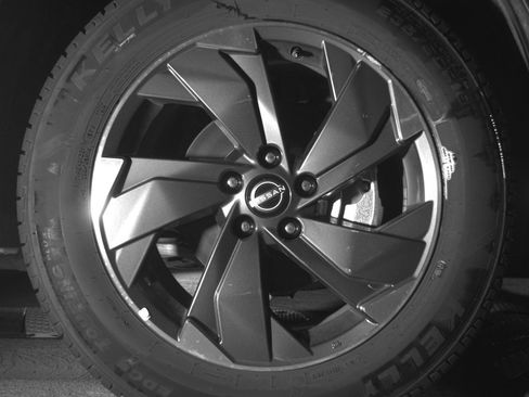 Used 2025 Nissan Rogue SV FWD image 13