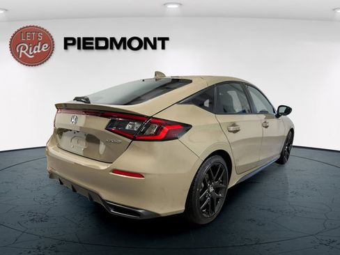 Used 2025 Honda Civic Sport image 5