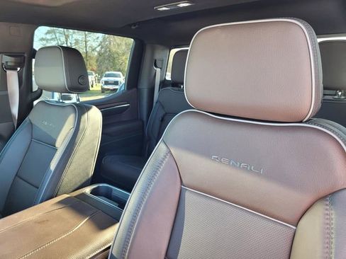 Used 2024 GMC Sierra 1500 Denali w/ Denali Reserve Package image 31