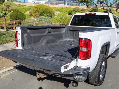 Used 2015 GMC Sierra 3500 SLT w/ Duramax Plus Package image 16