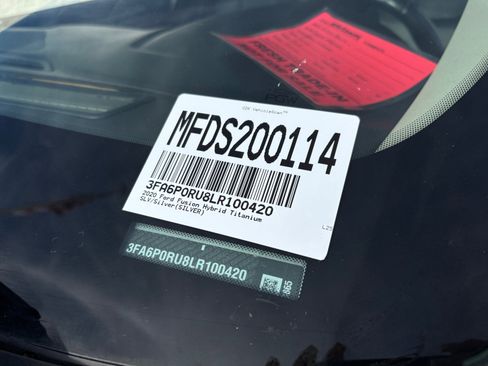 Used 2020 Ford Fusion Titanium image 23