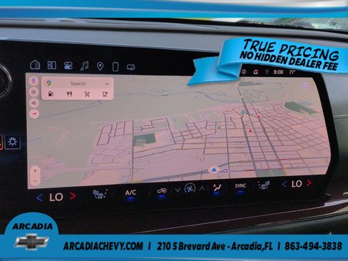 Used 2025 Chevrolet Traverse Z71 AWD/4WD image 23