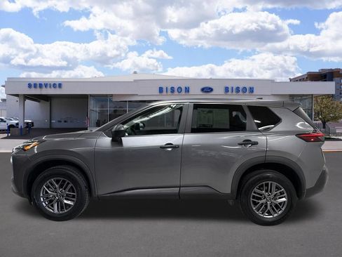Used 2023 Nissan Rogue S AWD/4WD image 6
