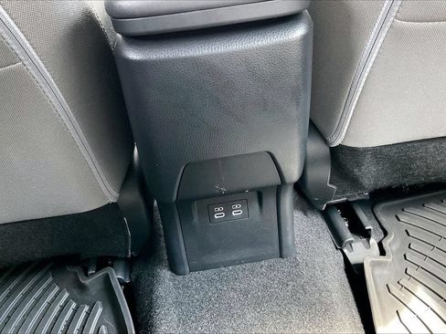 Used 2023 Toyota Prius LE FWD image 16