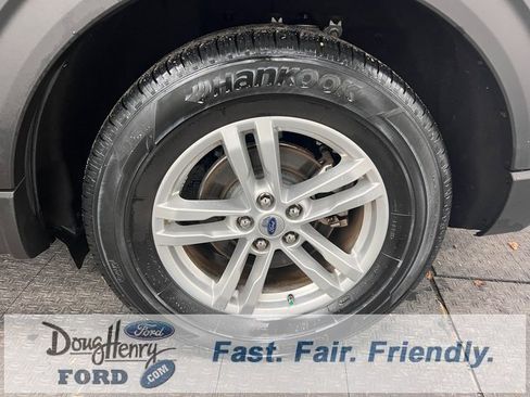 Used 2023 Ford Explorer XLT w/ Equipment Group 202A image 21