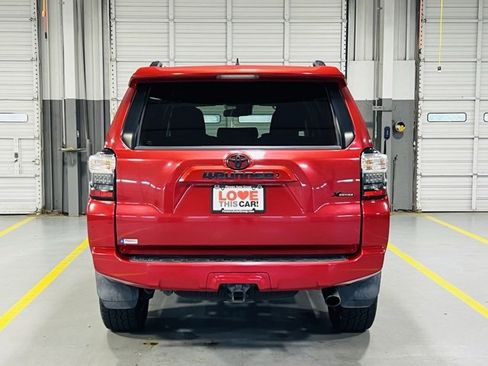 Used 2020 Toyota 4Runner SR5 image 15