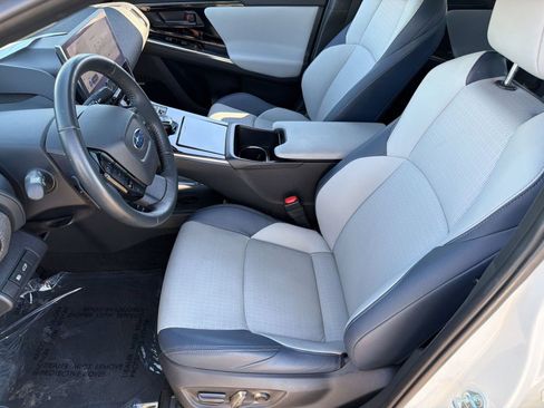 Used 2023 Subaru Solterra AWD image 5