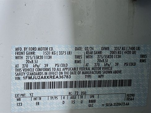 Used 2024 Ford Expedition Limited image 12