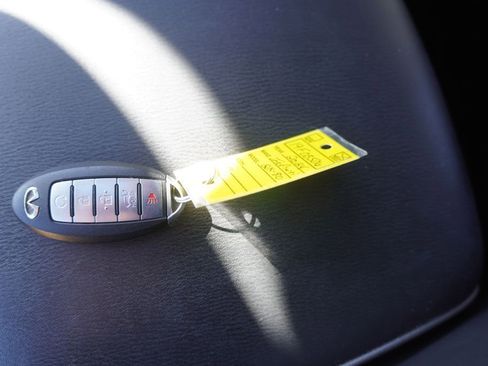 Used 2024 INFINITI QX80 Luxe image 31