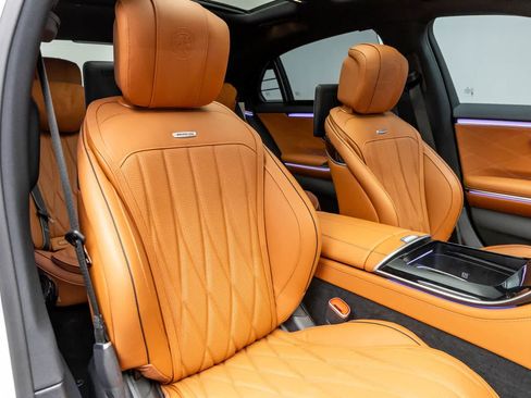 Used 2025 Mercedes-Benz S 63 AMG S w/ Rear Seat Package image 17