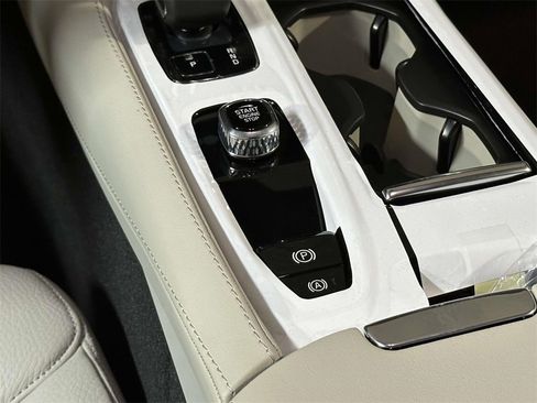 Certified 2024 Volvo S60 T8 Plus w/ Climate Package image 18