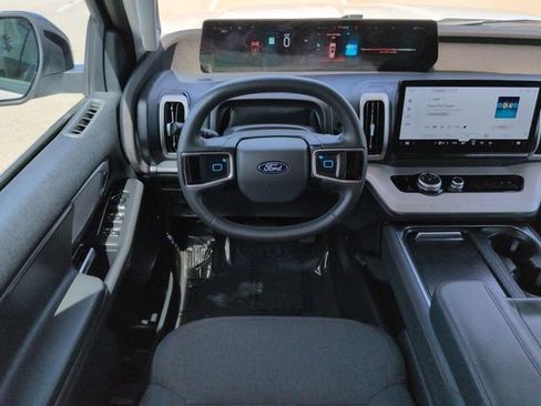 Certified 2025 Ford Expedition Max Active RWD image 16