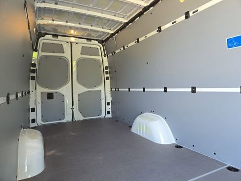 New 2026 Mercedes-Benz Sprinter 2500 image 29