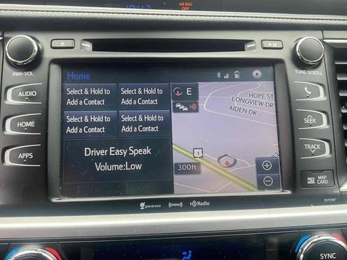 Used 2019 Toyota Highlander XLE AWD/4WD image 6