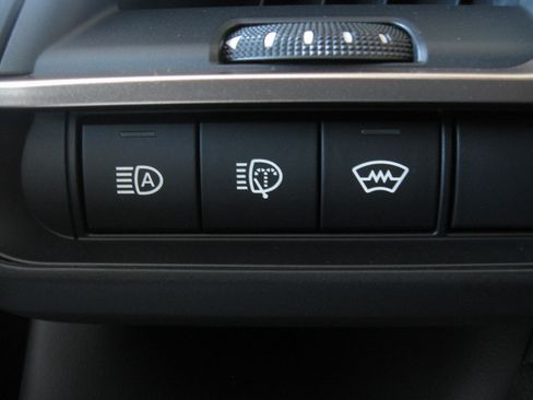 New 2025 Toyota Crown Signia image 16