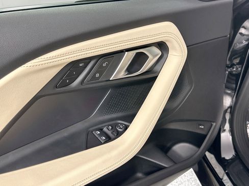 Used 2025 BMW 230i Coupe w/ Premium Package image 17