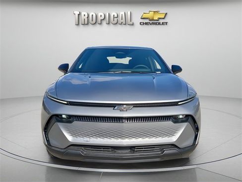 New 2026 Chevrolet Equinox EV LT image 8