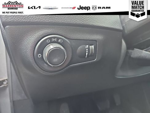 Used 2020 Jeep Compass Sport w/ Cold Weather Group AWD/4WD image 15
