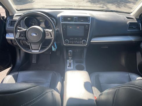 Used 2018 Subaru Outback 2.5i Premium AWD/4WD image 11