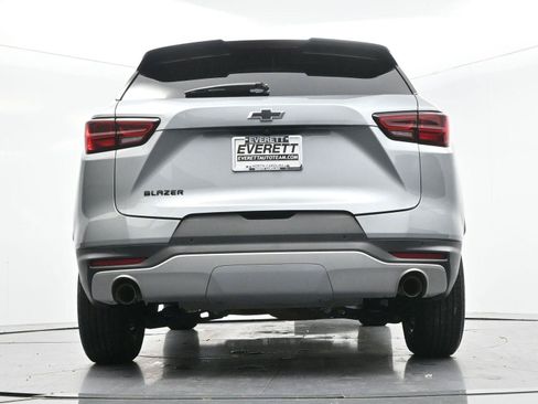 Used 2024 Chevrolet Blazer LT w/ Convenience Package FWD image 43