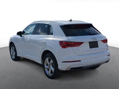 Used 2022 Audi Q3 2.0T Premium w/ Convenience Package image 6