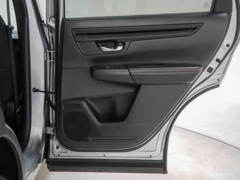 Certified 2025 Honda CR-V Sport image 34