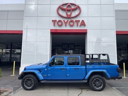 Used 2022 Jeep Gladiator Overland w/ Popular Equipment Package