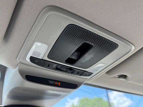 Used 2025 Honda HR-V EX-L image 21