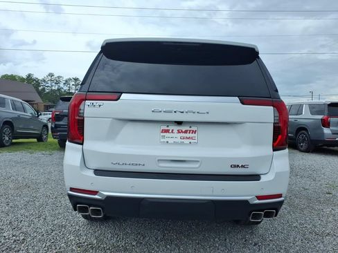 New 2026 GMC Yukon Denali w/ LPO, Floor Liner Package AWD/4WD image 6