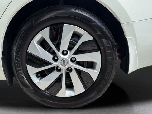 Certified 2025 Nissan Altima 2.5 S FWD image 33