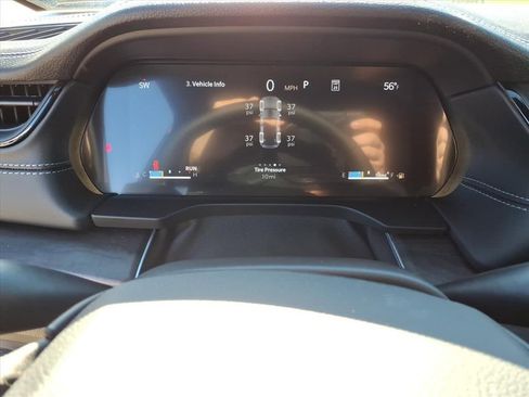 New 2026 Jeep Grand Cherokee Altitude image 21