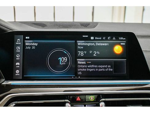 Used 2023 BMW X5 xDrive45e w/ Executive Package AWD/4WD image 61