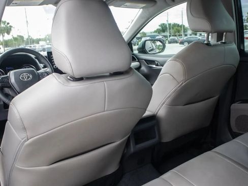 Used 2023 Toyota Camry SE FWD image 25