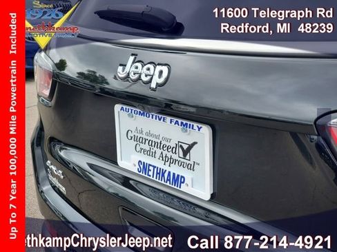 Used 2024 Jeep Compass Limited image 27