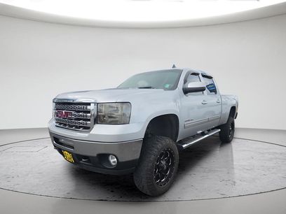 Used 2013 GMC Sierra 2500 SLT w/ Entertainment Package