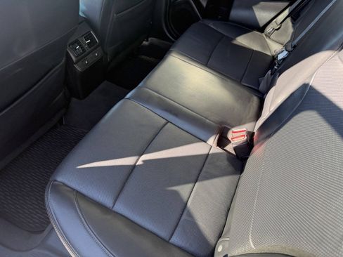 Used 2015 Subaru Outback 2.5i Limited AWD/4WD image 21