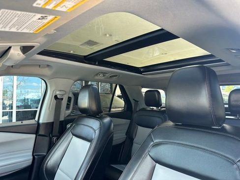 Used 2023 Ford Explorer XLT w/ Equipment Group 202A image 2