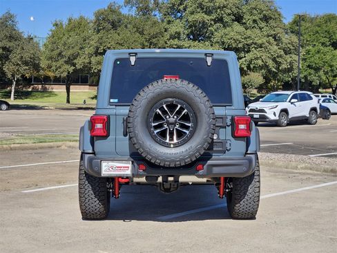 New 2025 Jeep Wrangler Unlimited Rubicon image 5