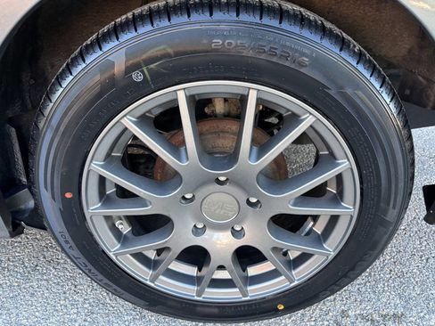 Used 2010 Honda Civic LX image 10