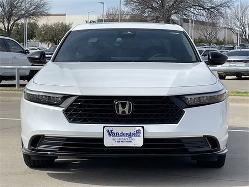 Certified 2025 Honda Accord Sport image 22