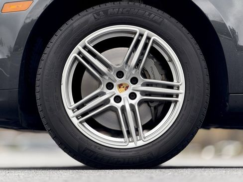 Used 2021 Porsche Macan S image 17