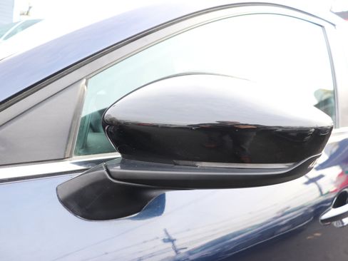 Used 2024 MAZDA MAZDA3 s image 52