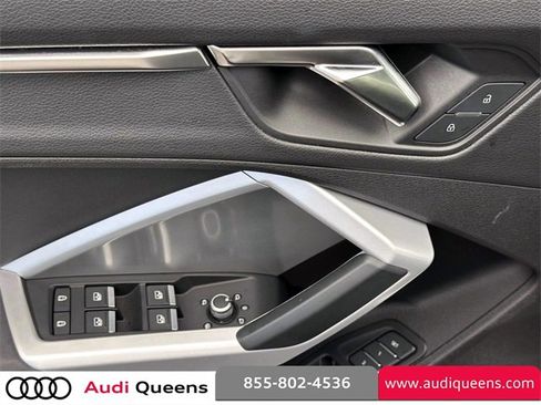 Certified 2023 Audi Q3 2.0T Premium w/ Convenience Package image 11