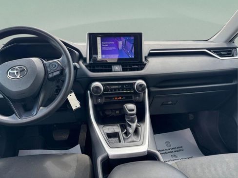 Certified 2025 Toyota RAV4 LE FWD image 10