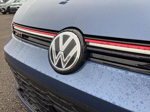 New 2026 Volkswagen GTI SE image 9