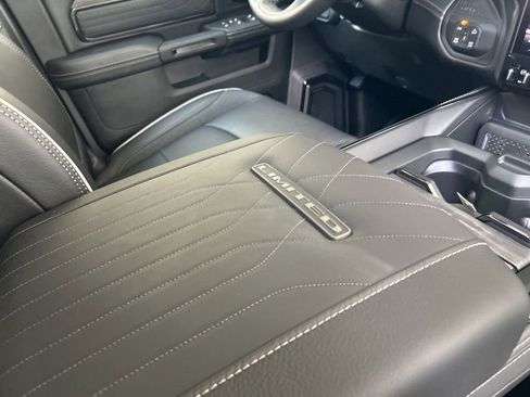 New 2026 RAM 2500 Limited image 30