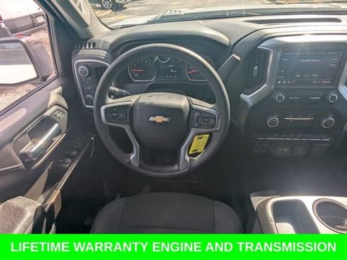 Used 2022 Chevrolet Silverado 2500 LT AWD/4WD image 17