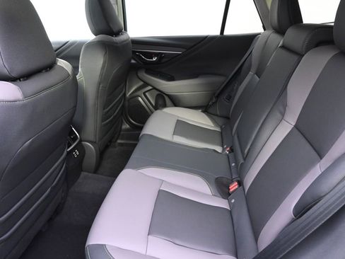 Certified 2025 Subaru Outback Onyx Edition image 21