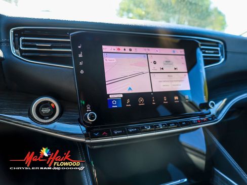 Used 2022 Jeep Wagoneer Series II image 23